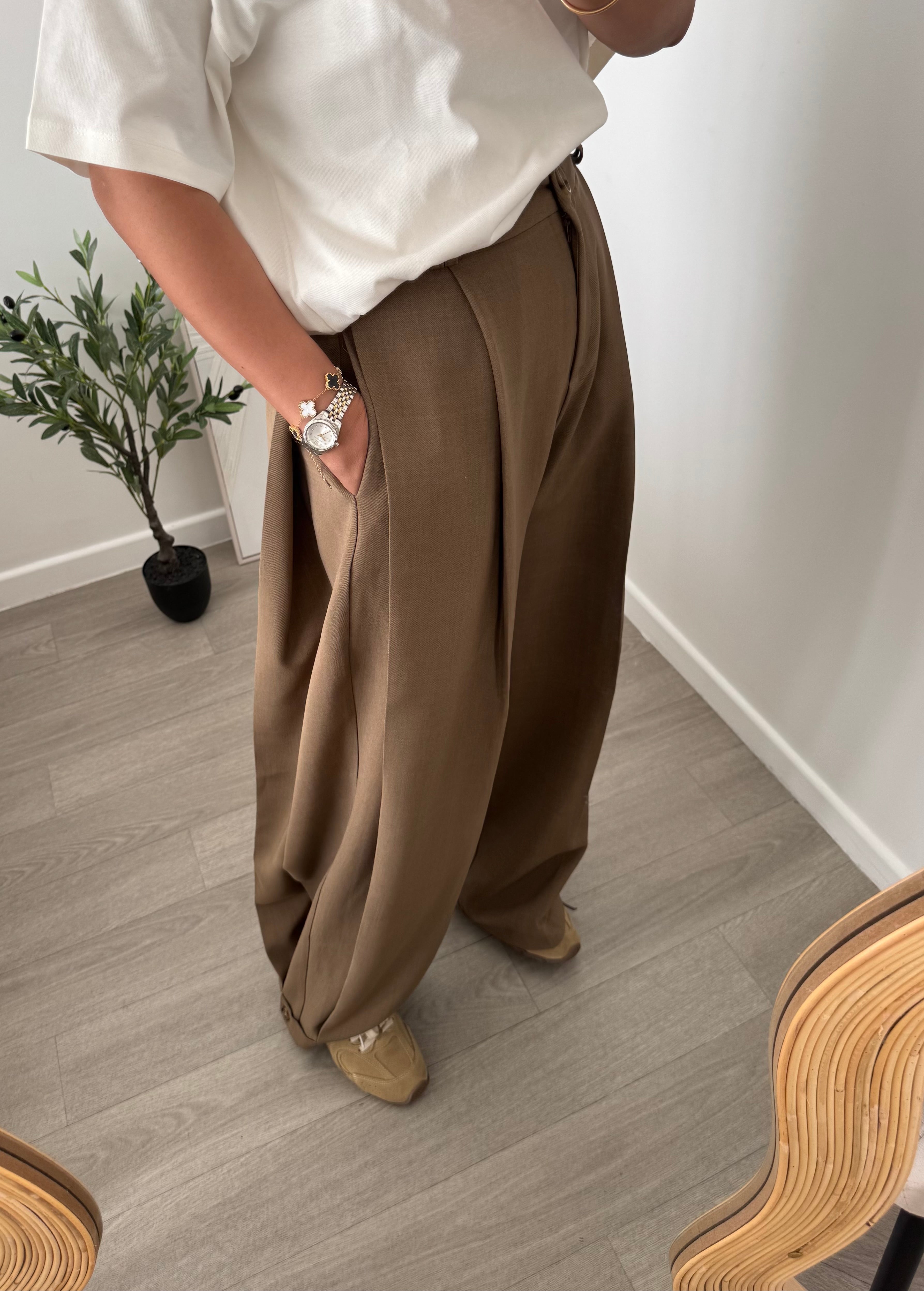 Pantalon OVER camel