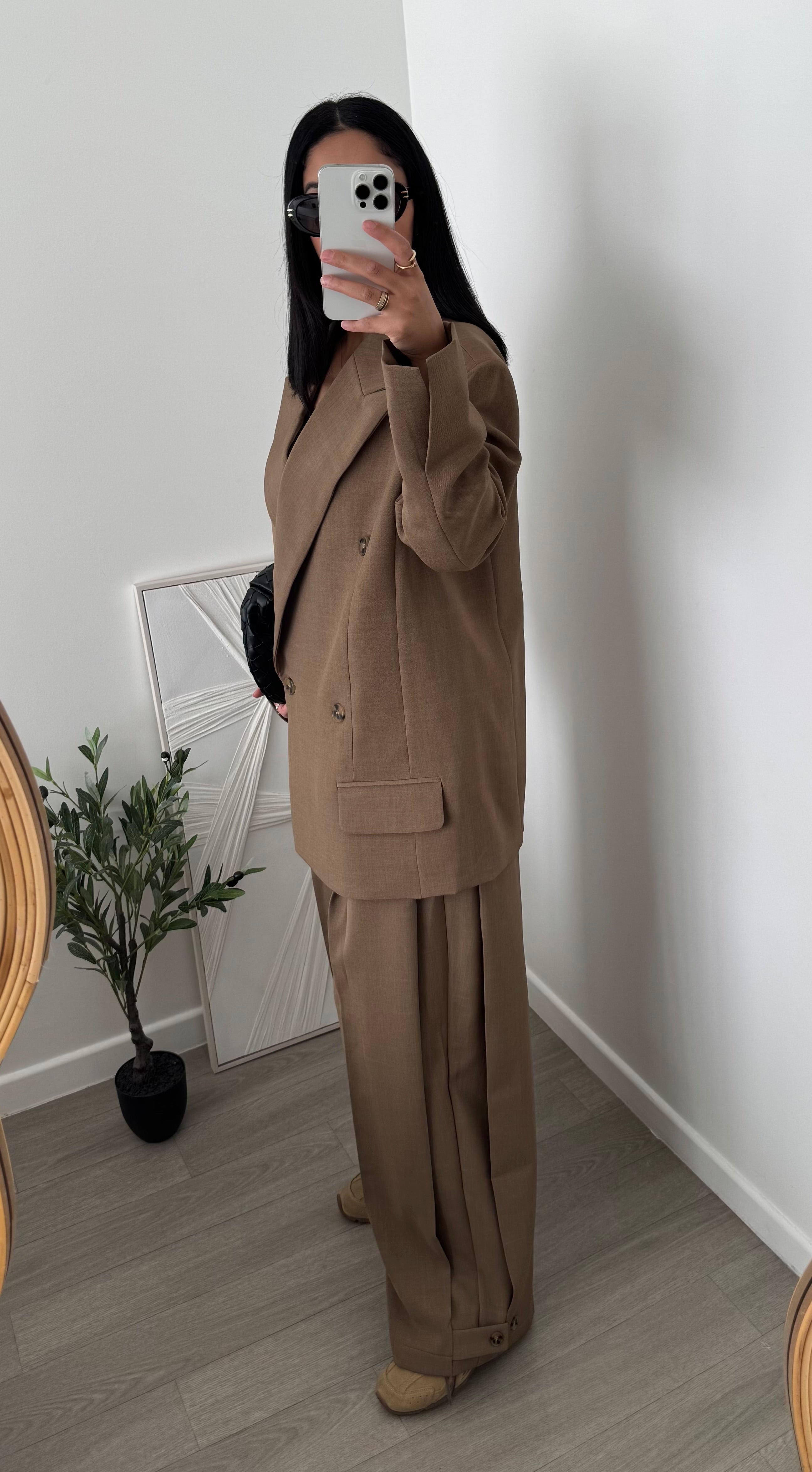 Blazer OVER camel